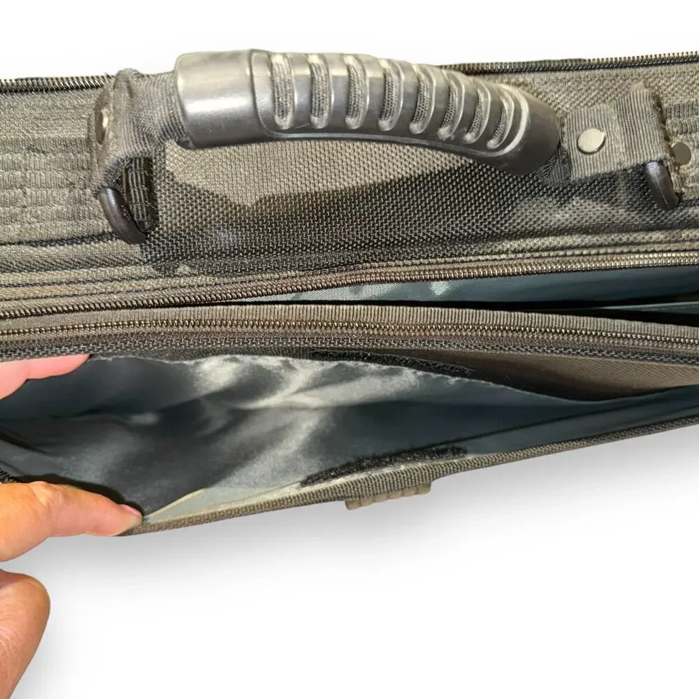 Targus Platinum Deluxe Notebook Carry Case Black Gray